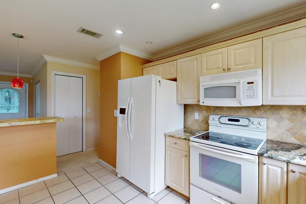 1298 SE Rickenbacker Terrace, Port Saint Lucie, FL 34952 Photo