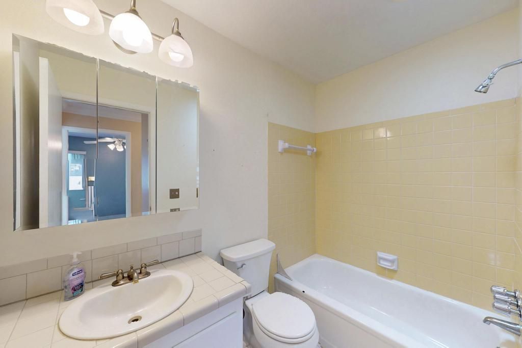 1298 SE Rickenbacker Terrace, Port Saint Lucie, FL 34952 Photo
