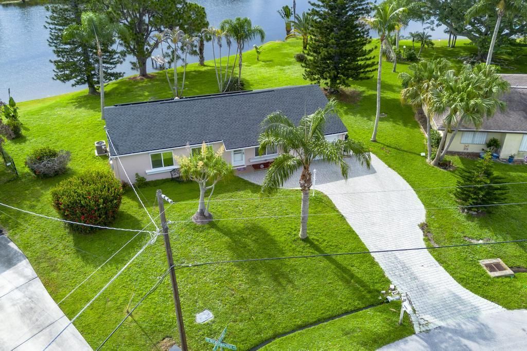 1298 SE Rickenbacker Terrace, Port Saint Lucie, FL 34952 Photo
