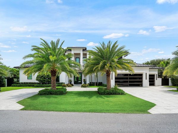 830 Lake Shore Drive, Delray Beach, FL 33444