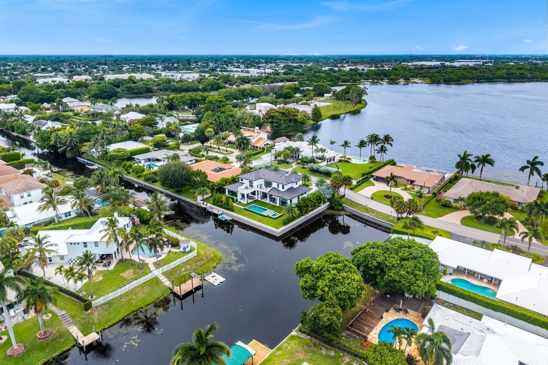 830 Lake Shore Drive, Delray Beach, FL 33444 Photo