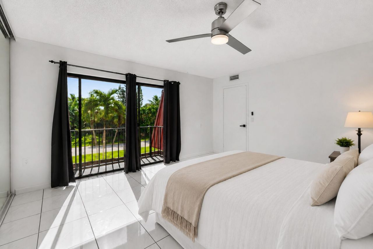 3310 Meridian Way S, Unit A, Palm Beach Gardens, FL 33410 Photo