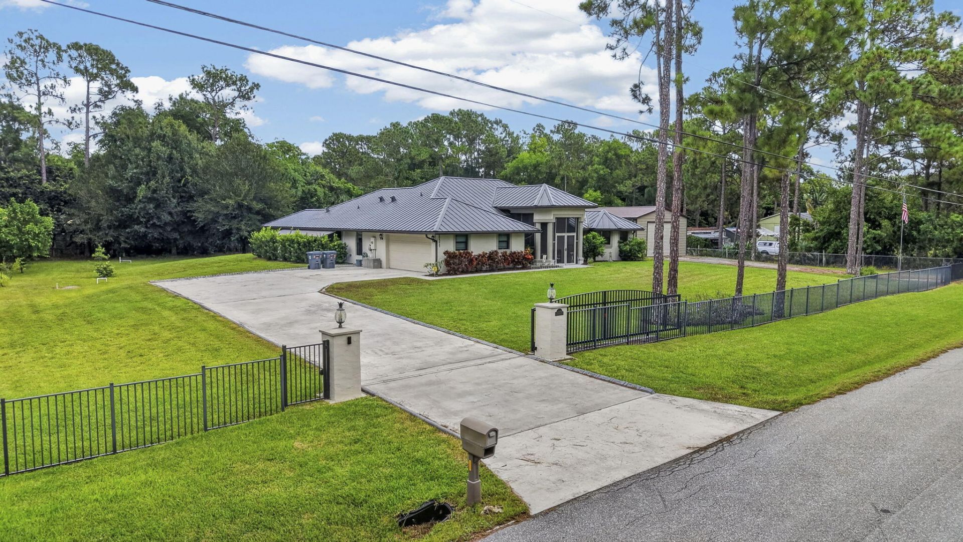 17377 W Alan Black Boulevard, The Acreage, FL 33470 Photo