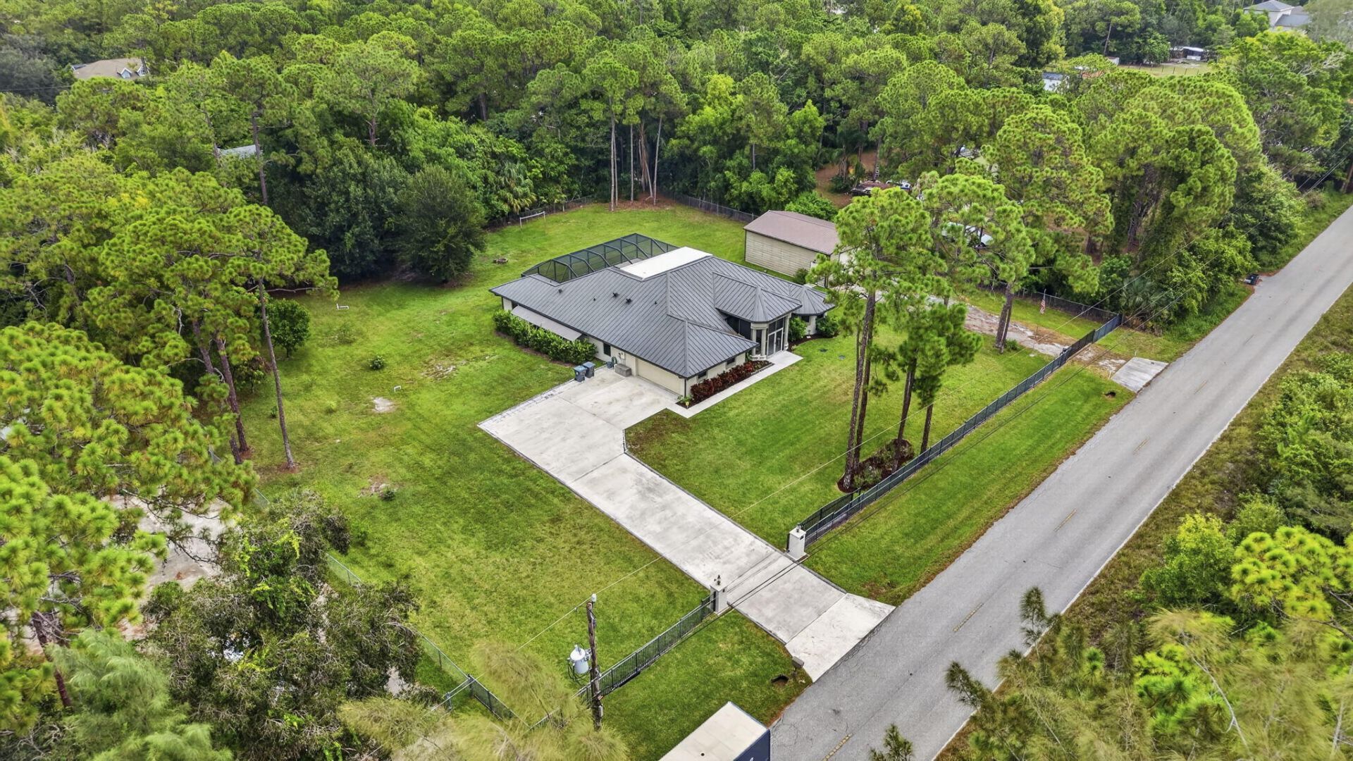 17377 W Alan Black Boulevard, The Acreage, FL 33470 Photo