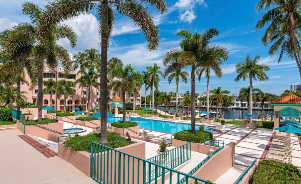 100 SE 5th Avenue, Unit 103, Boca Raton, FL 33432 Photo