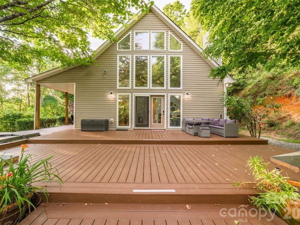67 Hummingbird Hill Road, Franklin, NC 28734