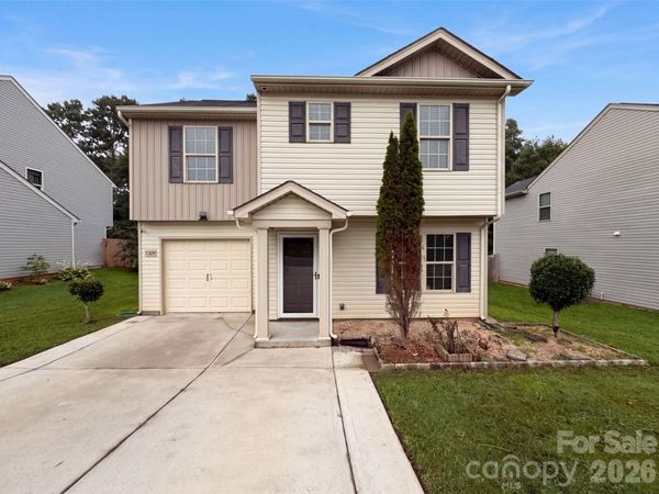7329 Hidden Creek Drive , Charlotte, NC 28214