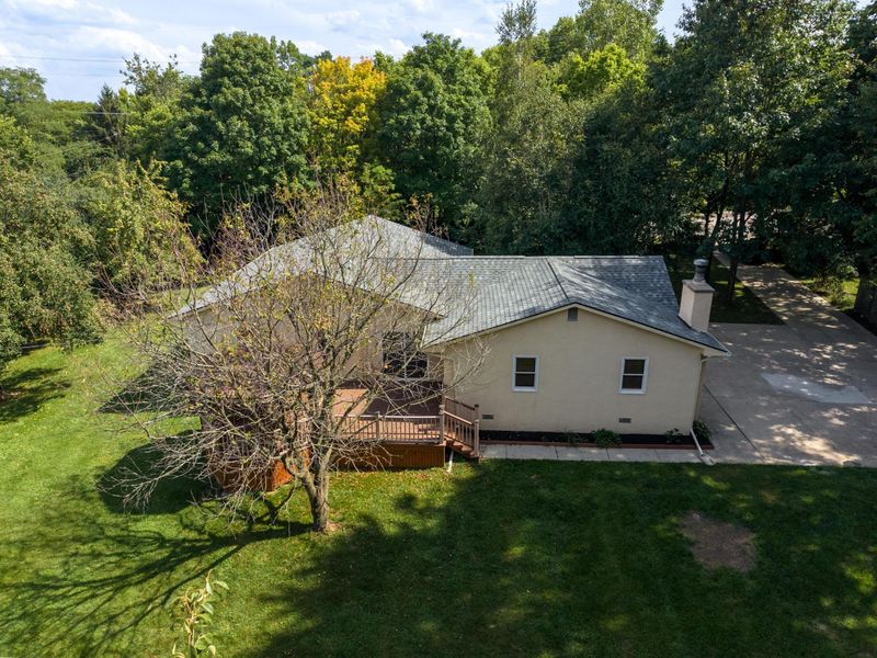 4880 Hayden Run Road, Columbus, OH 43221 Photo 11