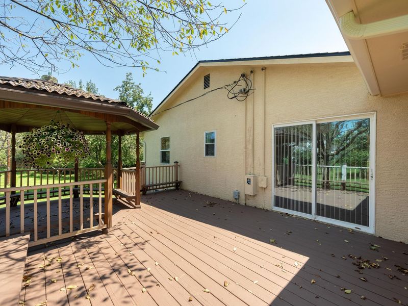 4880 Hayden Run Road, Columbus, OH 43221 Photo 19