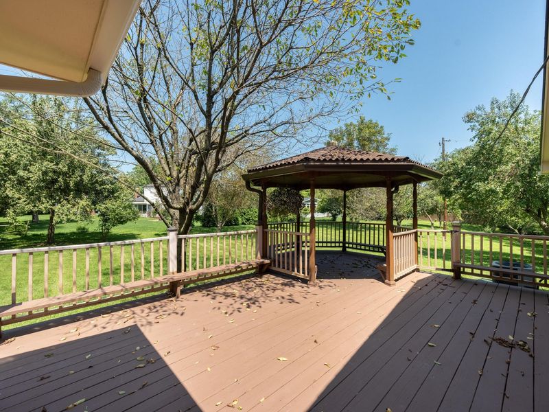 4880 Hayden Run Road, Columbus, OH 43221 Photo 20