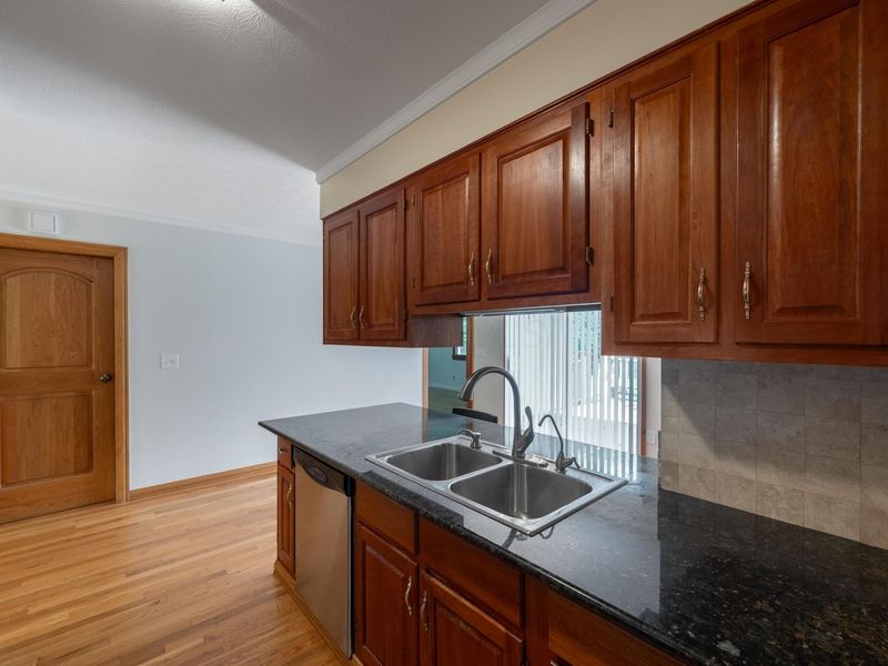 4880 Hayden Run Road, Columbus, OH 43221 Photo 41