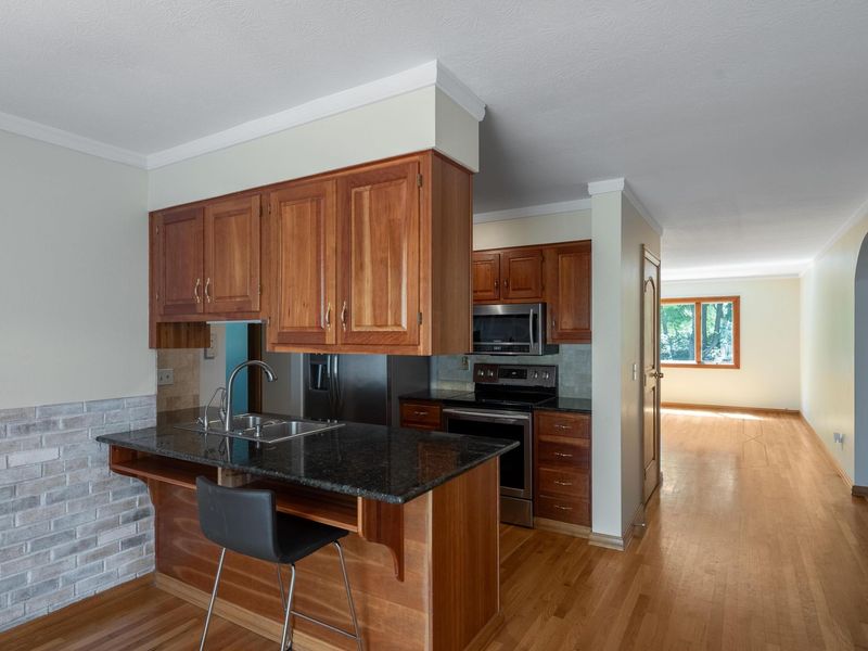 4880 Hayden Run Road, Columbus, OH 43221 Photo 44