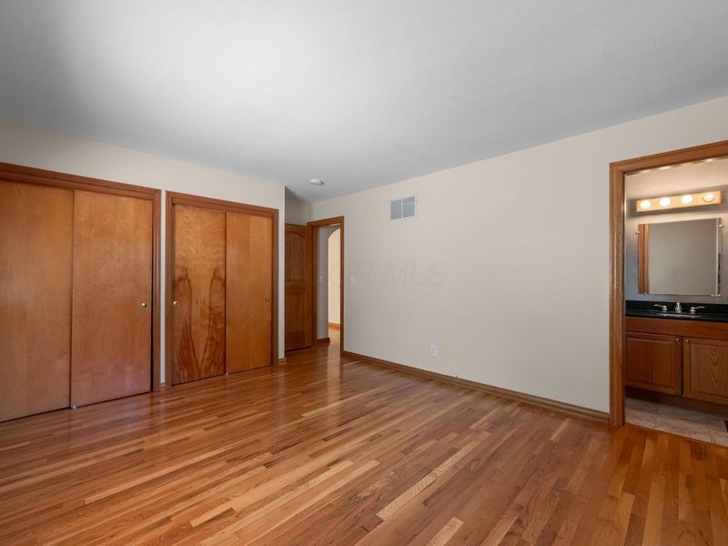4880 Hayden Run Road, Columbus, OH 43221 Photo 47