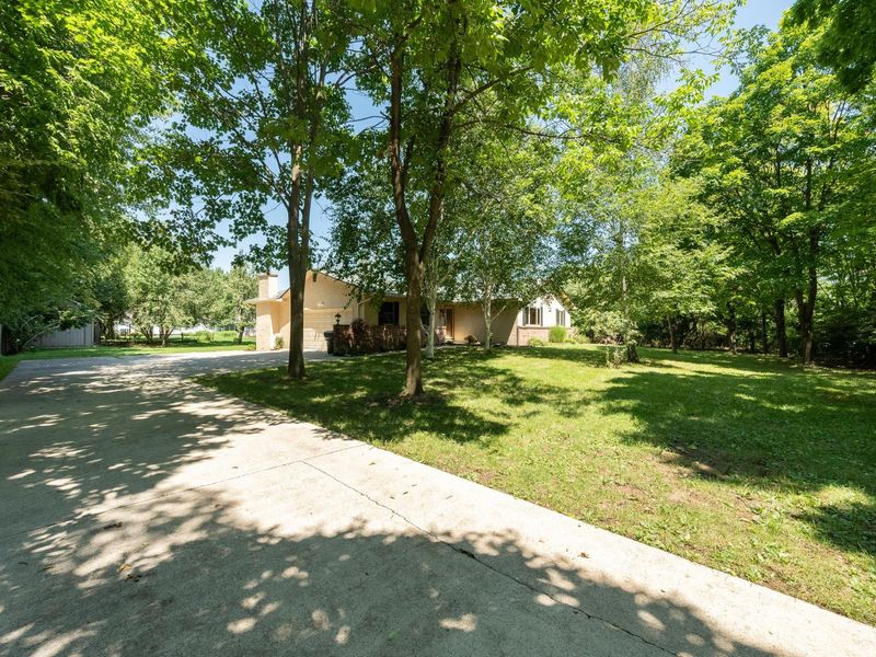 4880 Hayden Run Road, Columbus, OH 43221 Photo 5