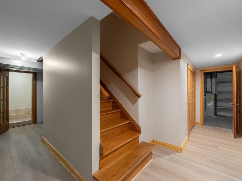 4880 Hayden Run Road, Columbus, OH 43221 Photo 57