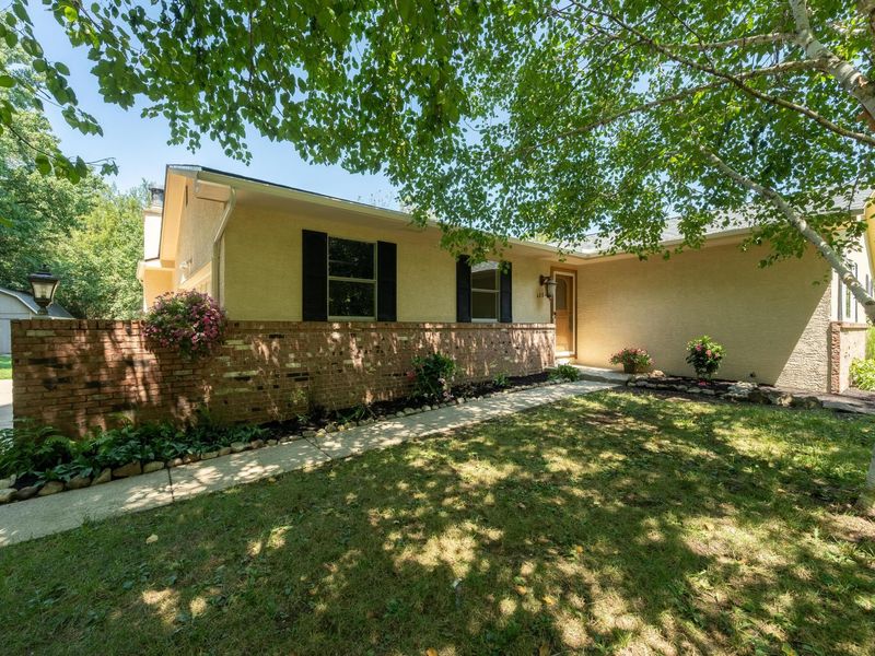 4880 Hayden Run Road, Columbus, OH 43221 Photo 8