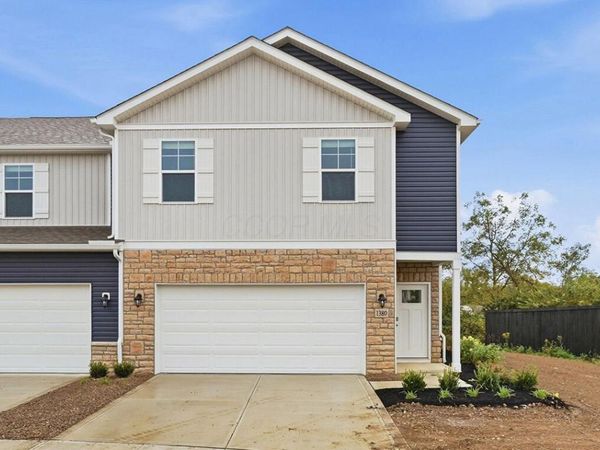 1380 Marinelli Drive E, Columbus, OH 43228
