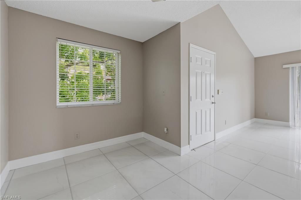 1265 Wildwood Lakes Blvd, Unit 207, Naples, FL 34104 Photo