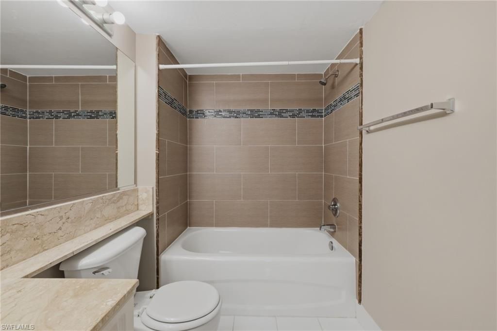 1265 Wildwood Lakes Blvd, Unit 207, Naples, FL 34104 Photo