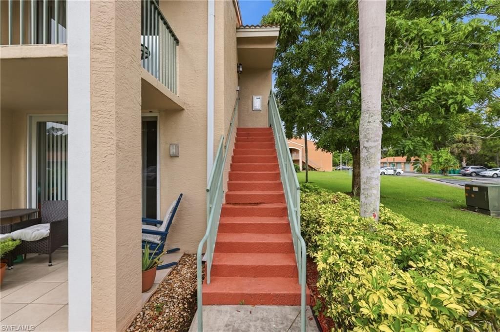 1265 Wildwood Lakes Blvd, Unit 207, Naples, FL 34104 Photo