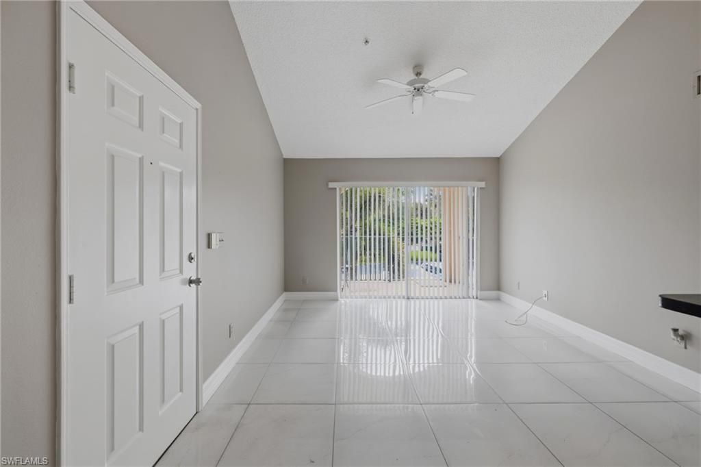 1265 Wildwood Lakes Blvd, Unit 207, Naples, FL 34104 Photo