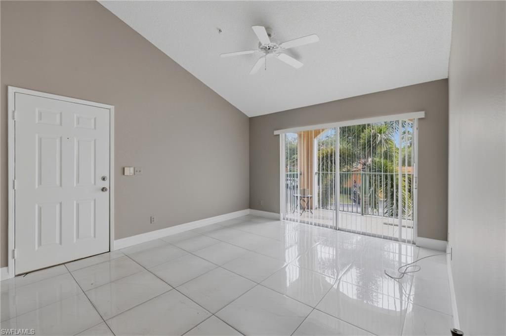 1265 Wildwood Lakes Blvd, Unit 207, Naples, FL 34104 Photo