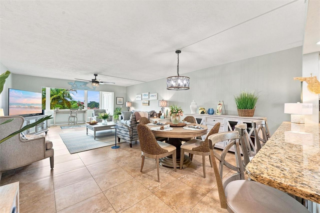 9604 Cortez Road W, Unit 422, Bradenton, FL 34210 Photo