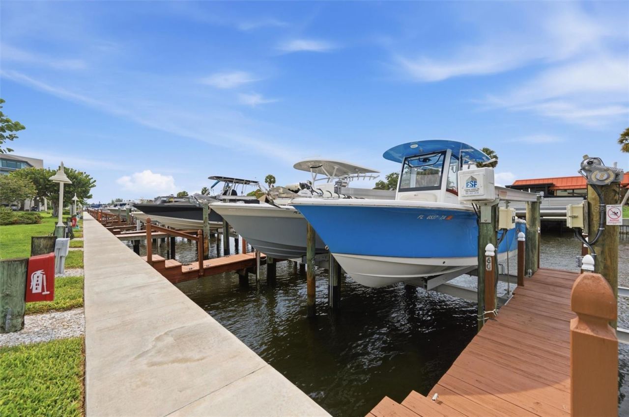 9604 Cortez Road W, Unit 422, Bradenton, FL 34210 Photo