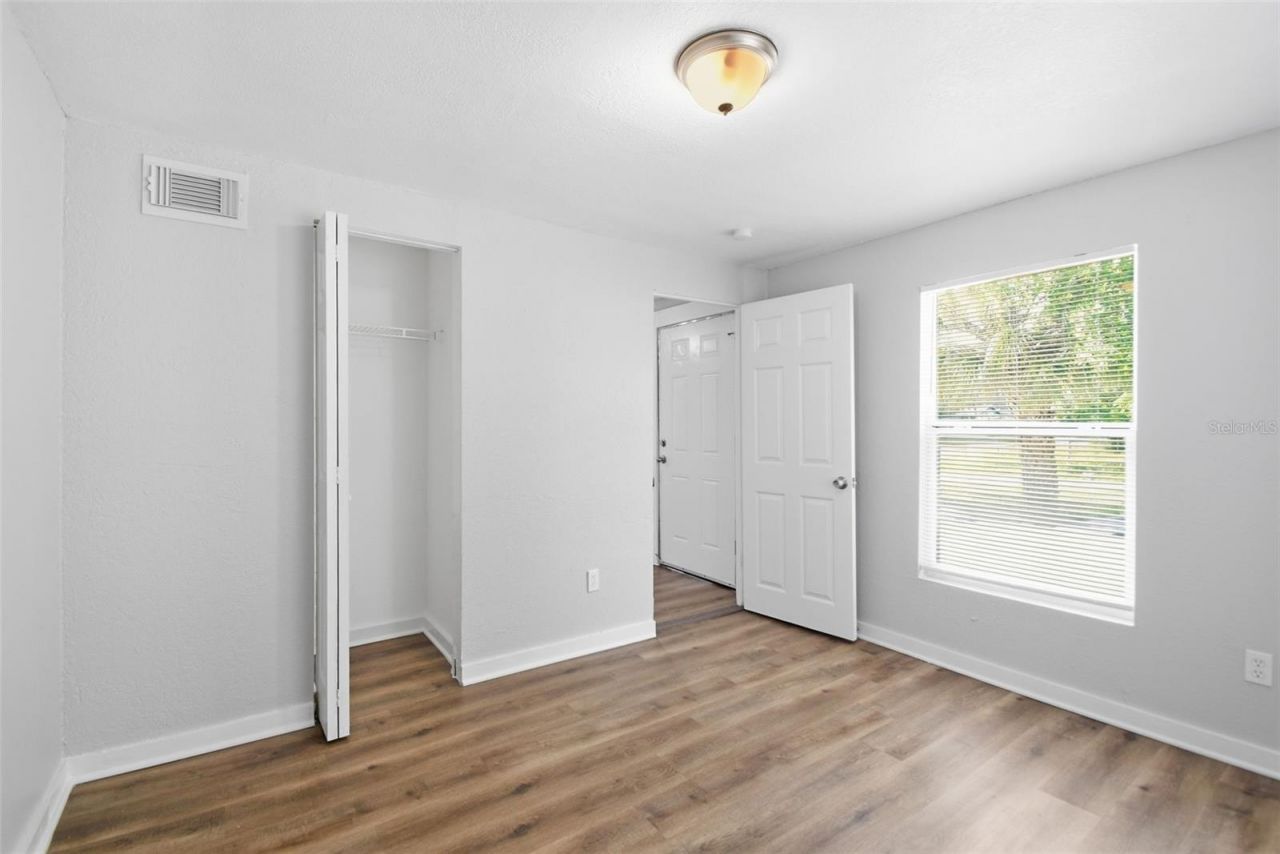 3745 S 16th Avenue S, Saint Petersburg, FL 33711 Photo