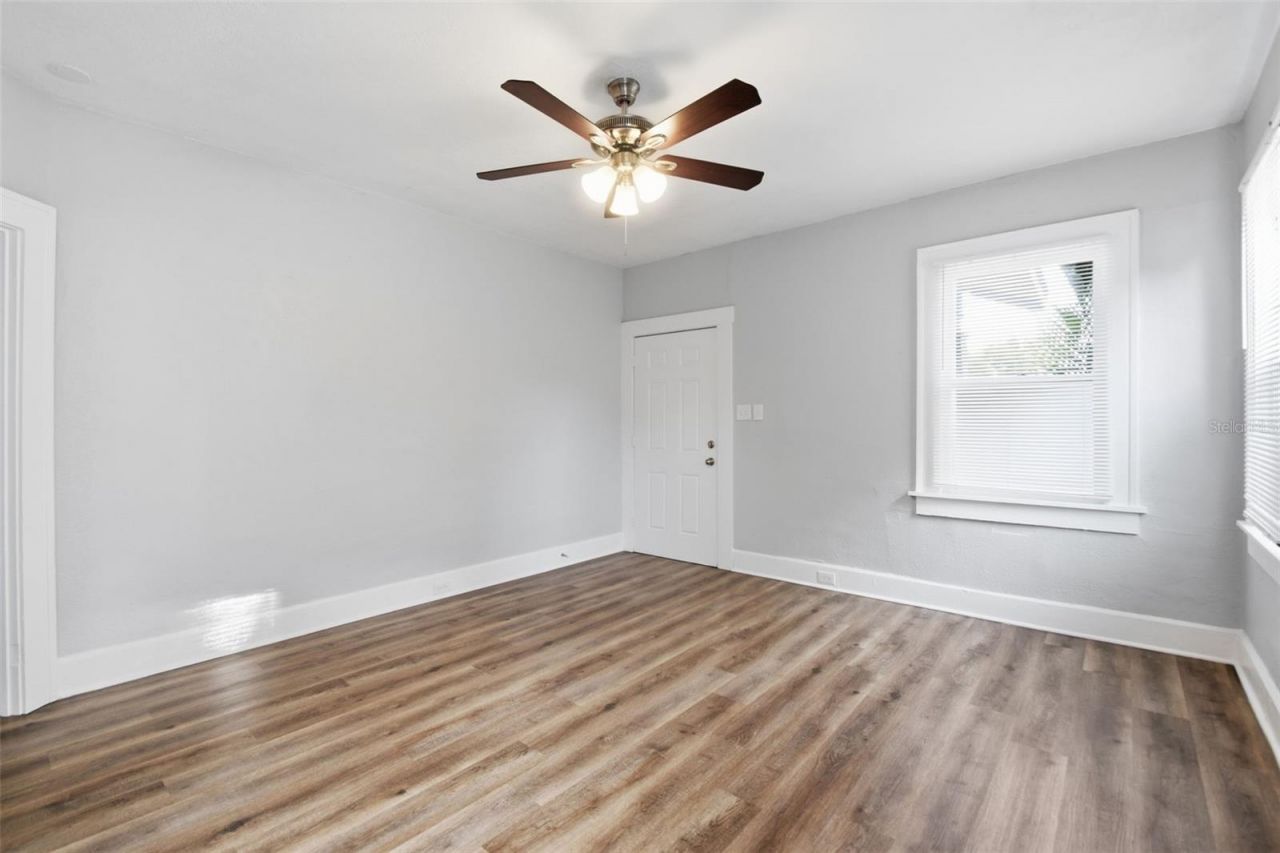 3745 S 16th Avenue S, Saint Petersburg, FL 33711 Photo