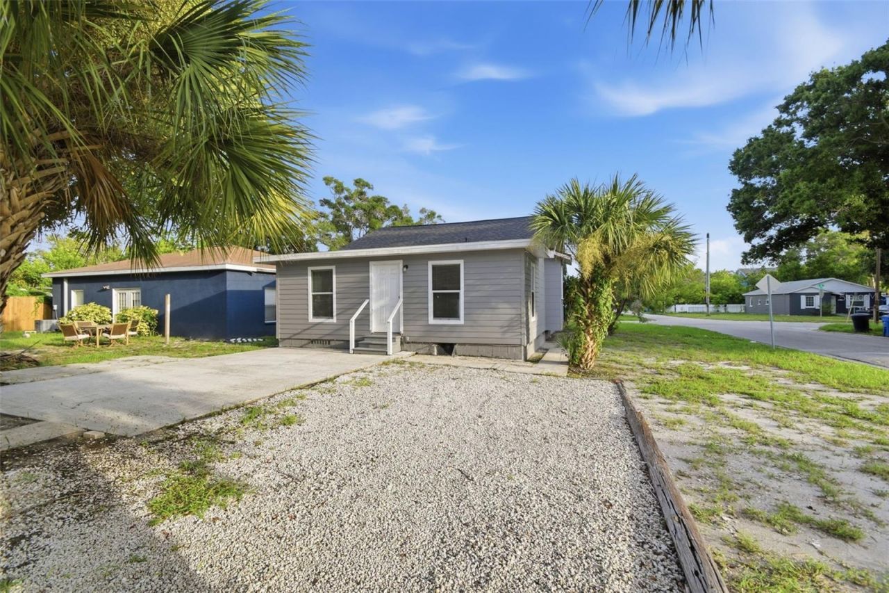 3745 S 16th Avenue S, Saint Petersburg, FL 33711 Photo