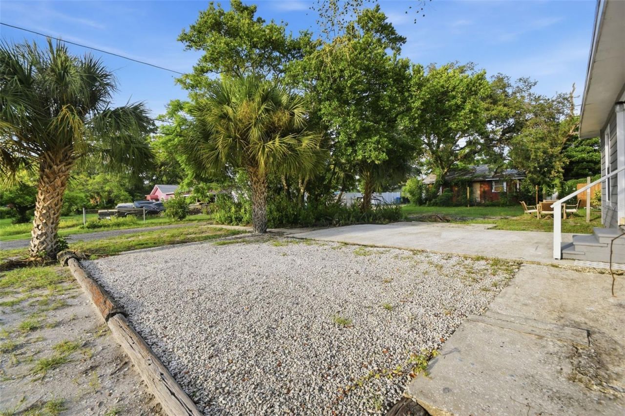 3745 S 16th Avenue S, Saint Petersburg, FL 33711 Photo