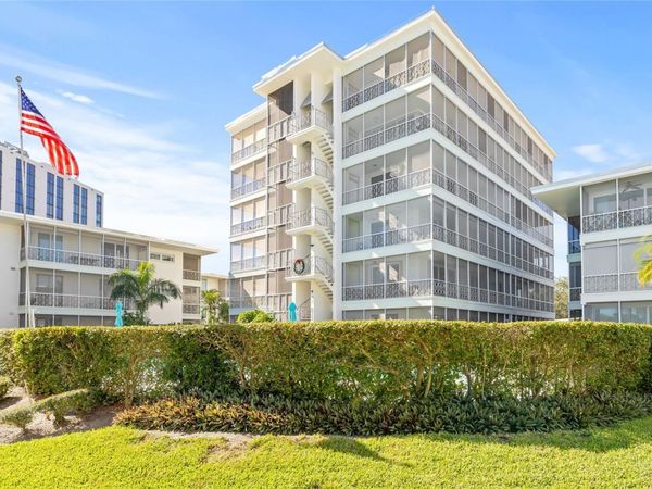 1012 N SHORE DRIVE NE, Unit 14, ST PETERSBURG, FL 33701
