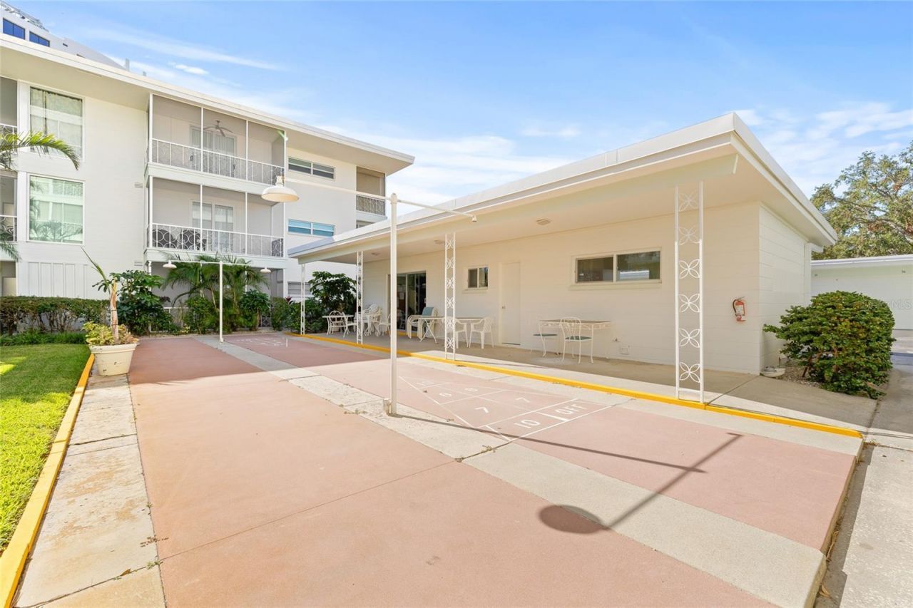 1012 N Shore Drive Ne, Unit 14, Saint Petersburg, FL 33701 Photo
