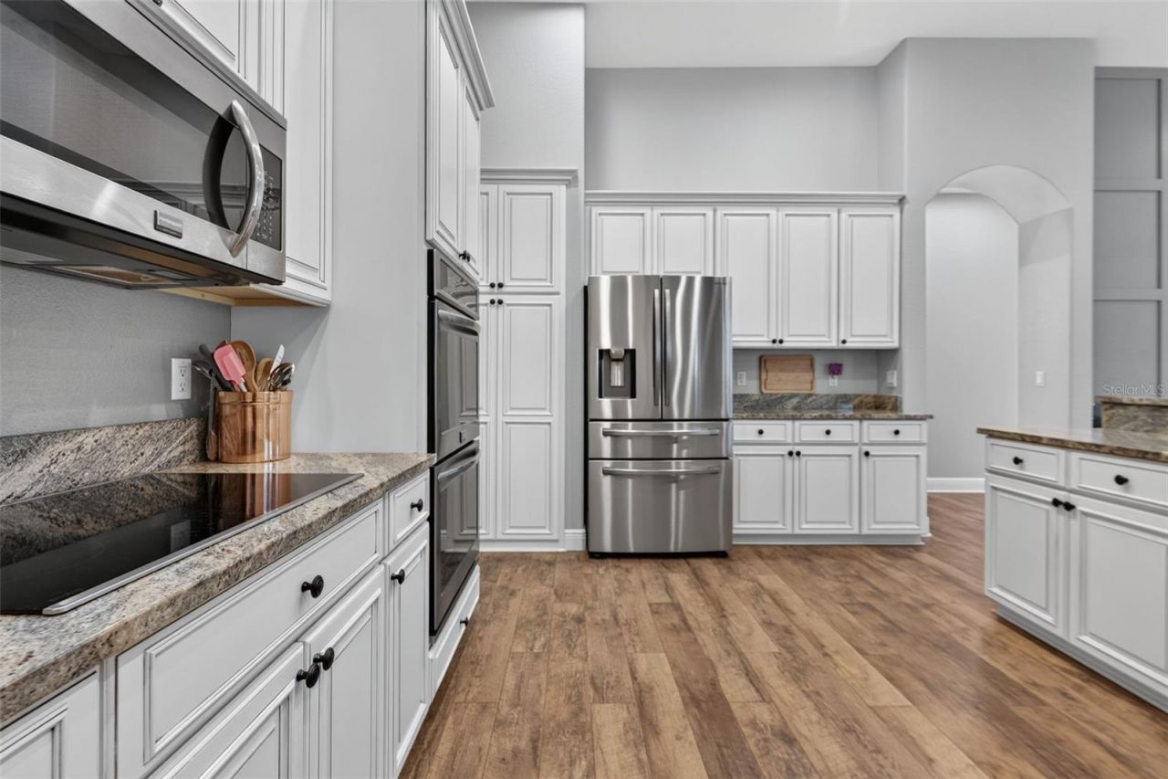 2813 Hampton Place Court, Plant City, FL 33566 Photo