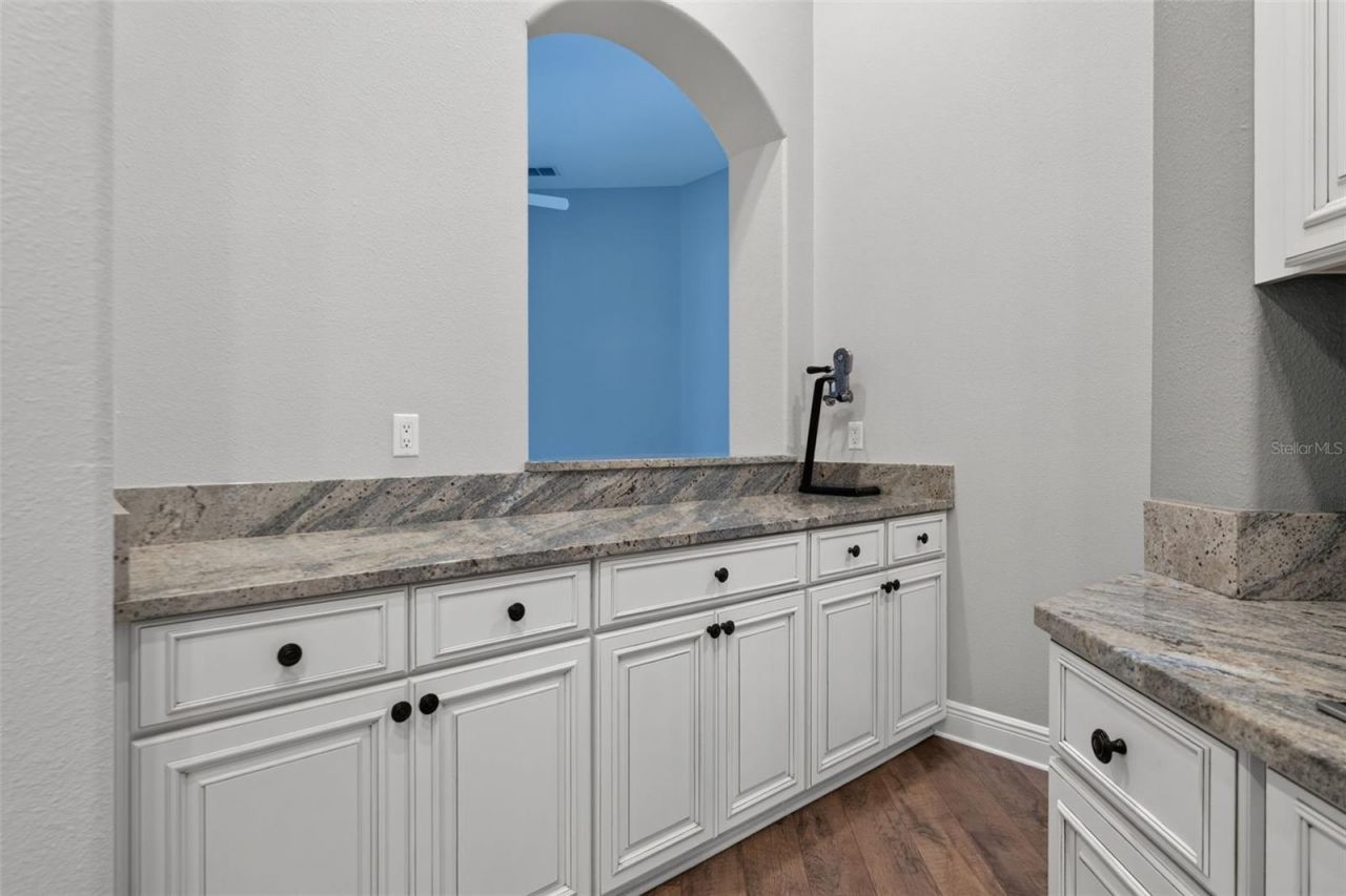 2813 Hampton Place Court, Plant City, FL 33566 Photo