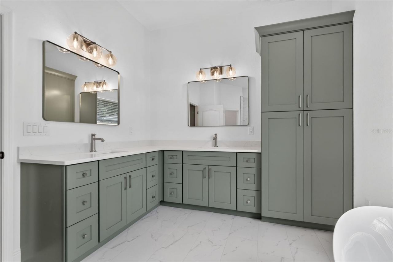 2813 Hampton Place Court, Plant City, FL 33566 Photo