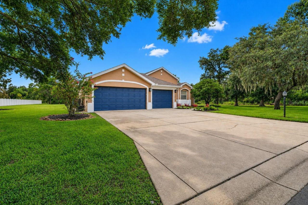 2813 Hampton Place Court, Plant City, FL 33566 Photo