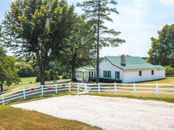271 Freedom Trail , Belle, MO 65013