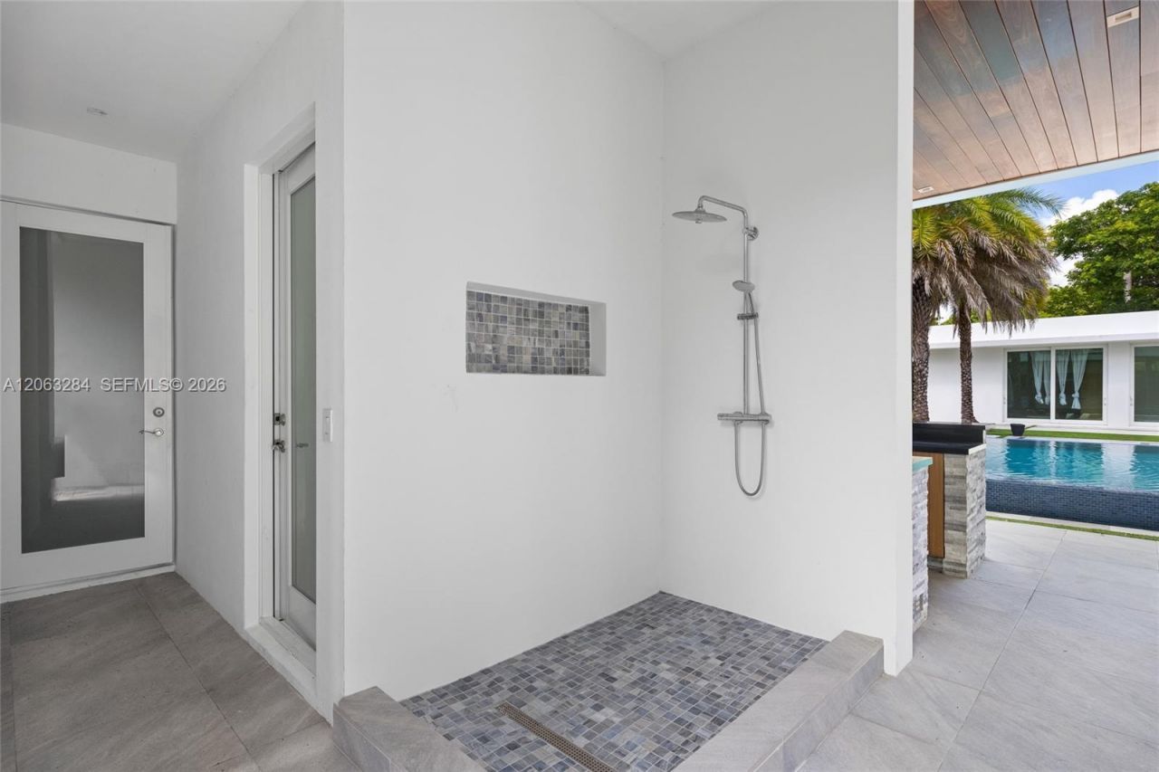 6300 Moss Ranch Rd , Pinecrest, FL 33156 Photo