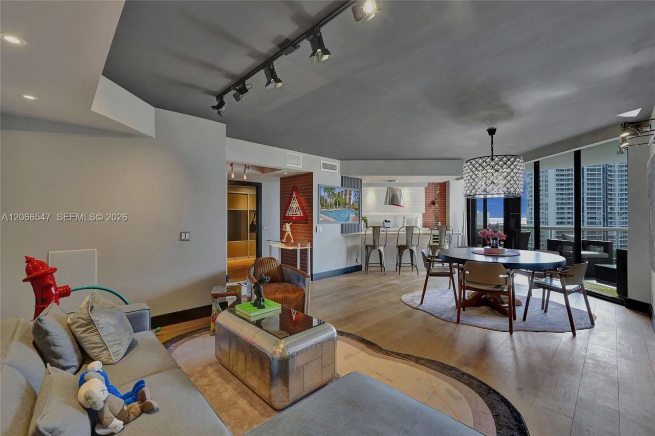3610 Yacht Club Dr , Unit 1206, Aventura, FL 33180 Photo