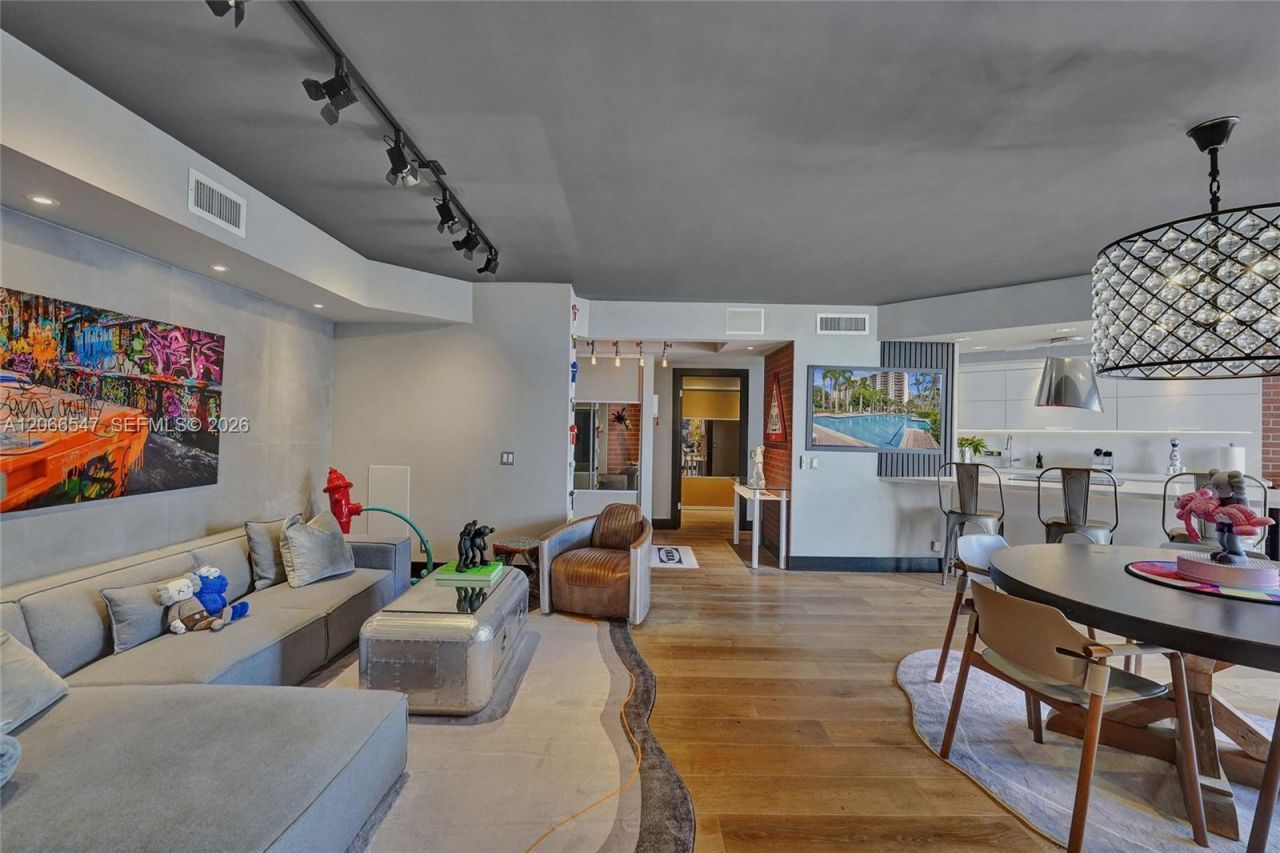 3610 Yacht Club Dr , Unit 1206, Aventura, FL 33180 Photo