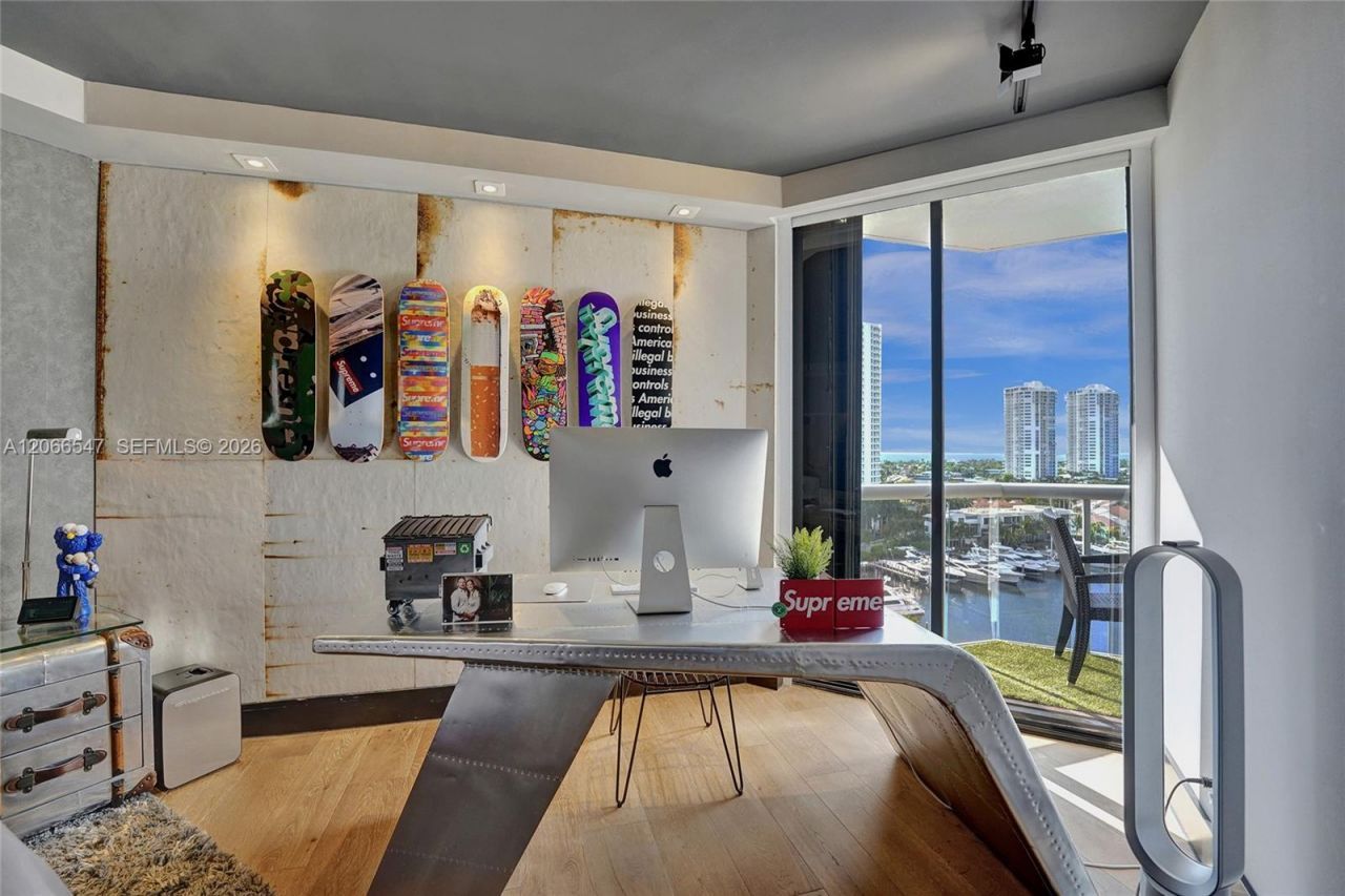 3610 Yacht Club Dr , Unit 1206, Aventura, FL 33180 Photo