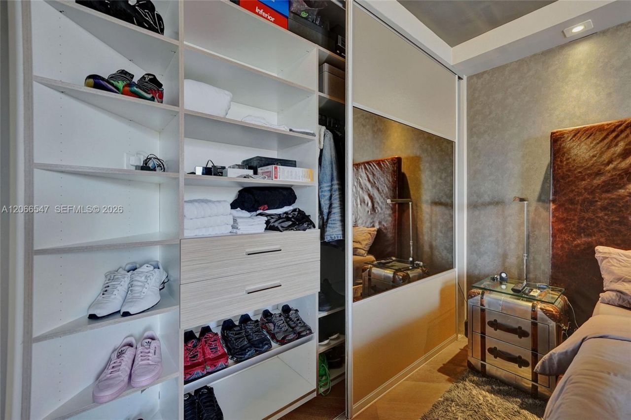 3610 Yacht Club Dr , Unit 1206, Aventura, FL 33180 Photo