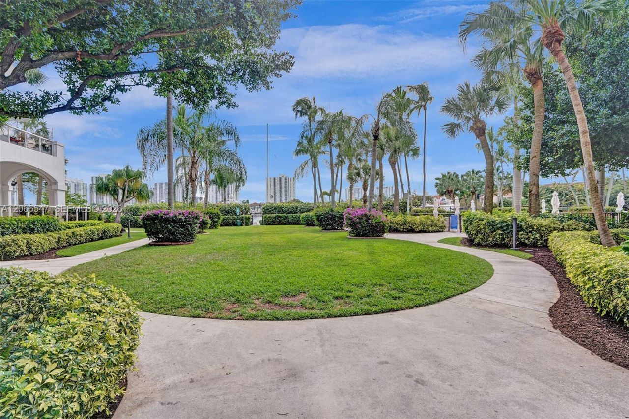 3610 Yacht Club Dr , Unit 1206, Aventura, FL 33180 Photo