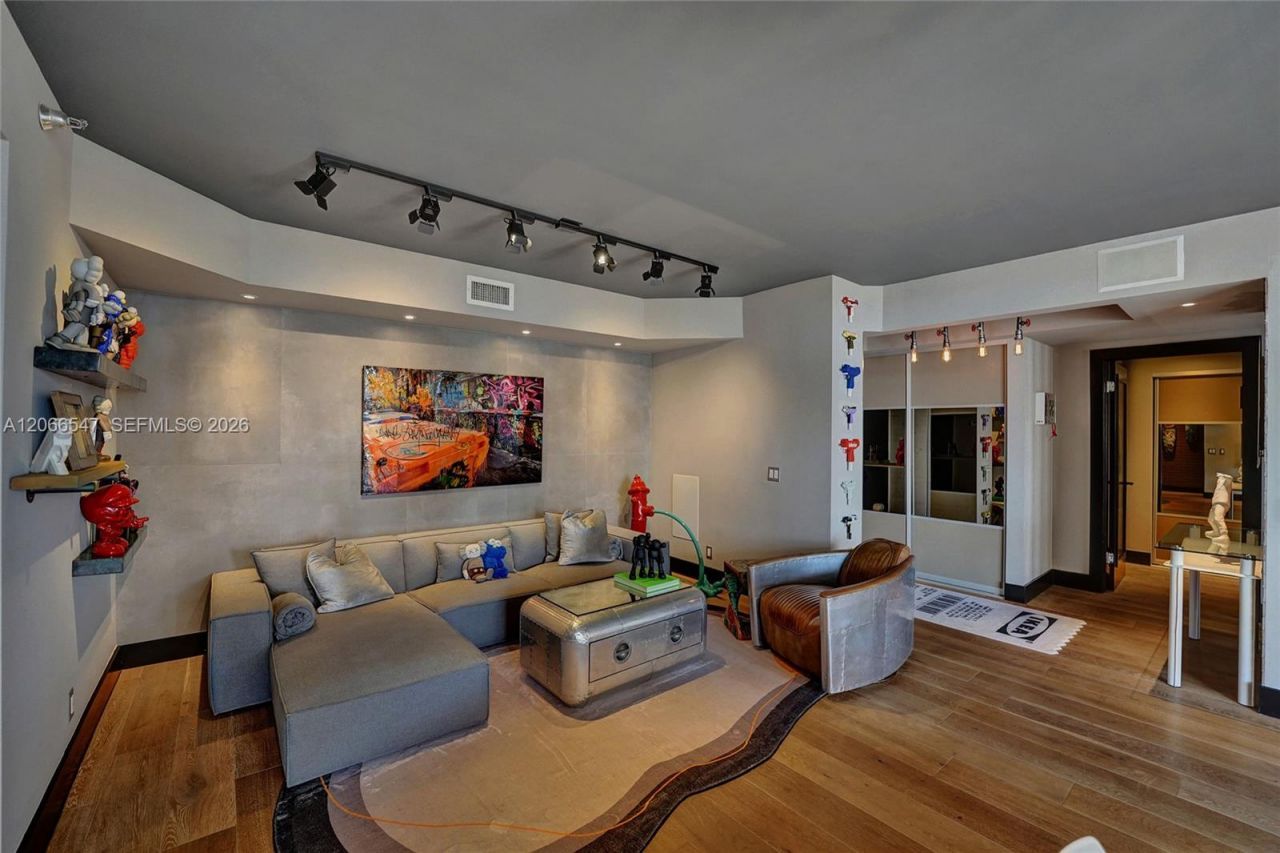 3610 Yacht Club Dr , Unit 1206, Aventura, FL 33180 Photo