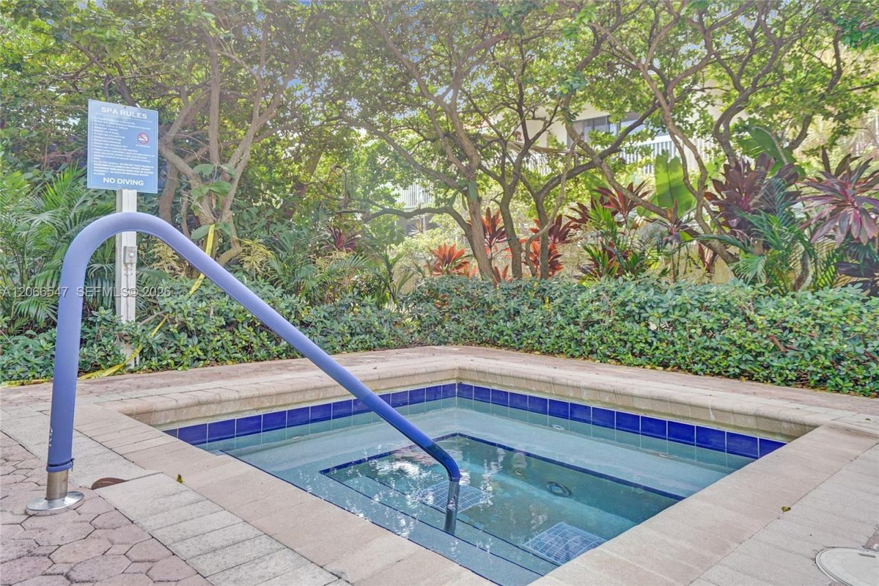 3610 Yacht Club Dr , Unit 1206, Aventura, FL 33180 Photo