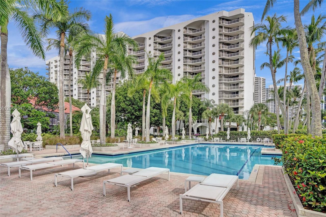3610 Yacht Club Dr , Unit 1206, Aventura, FL 33180 Photo