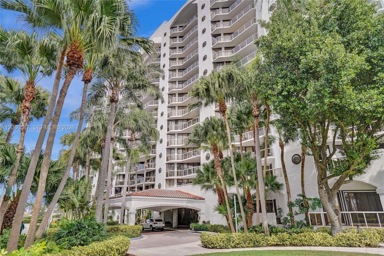 3610 Yacht Club Dr , Unit 1206, Aventura, FL 33180 Photo