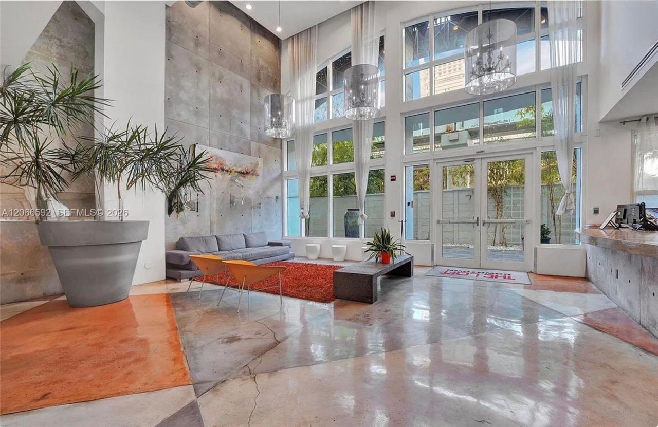 234 NE 3rd St, Unit 1603, Miami, FL 33132 Photo
